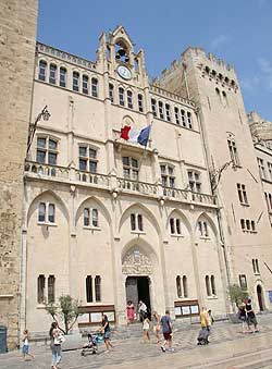 hôtel de ville Narbonne